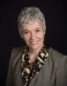 Headshot Sirois e1617277675438