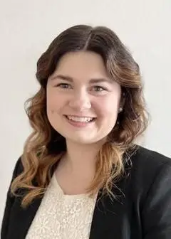 Adriana Kitchens headshot