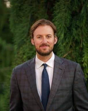 Alex Downs headshot