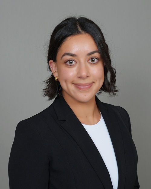 Hanna Ozbeki headshot
